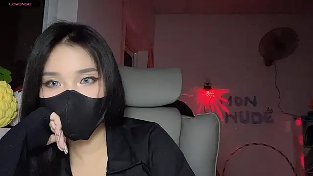 Tieu-May online show from June 12, 2026, 9:01 pm