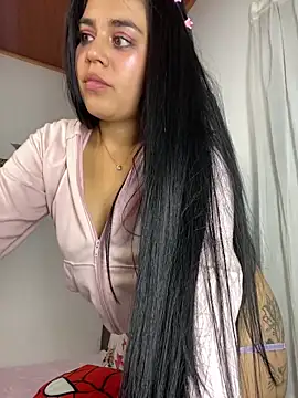 sophyy white online show from June 14, 2026, 6:03 am