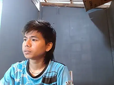 pinoymonstercock xx online show from May 2, 2026, 8:52 am