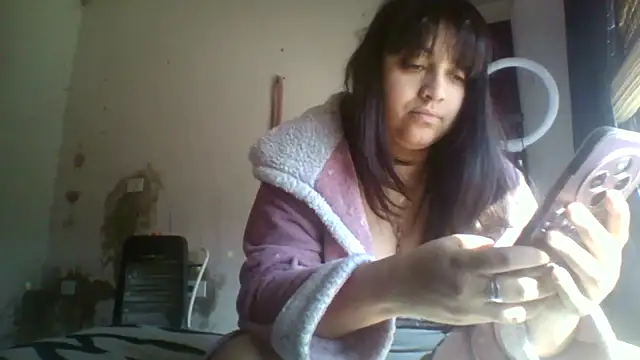 dulce marrr online show from July 1, 2026, 3:56 pm