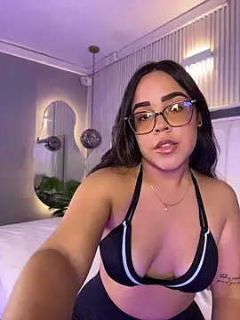 FireDollx online show from June 10, 2026, 10:11 pm