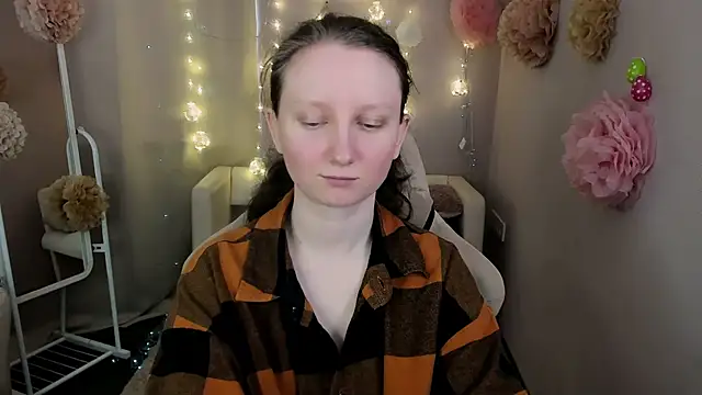 SunshineBlaze online show from May 28, 2026, 5:26 am