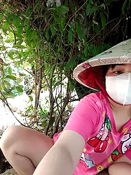 EnzxMoon02 online show from February 1, 2026, 5:27 am