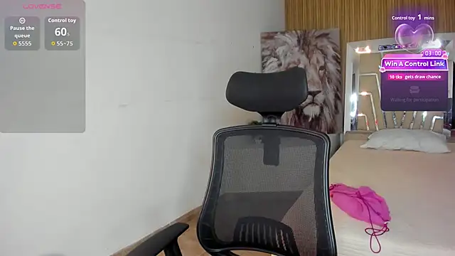 VictoriaRousse  online show from March 15, 2026, 12:01 pm