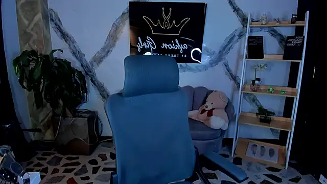 VictoriaRousse  online show from March 22, 2026, 9:49 pm