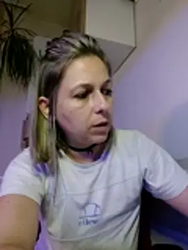 AdaJoy online show from June 26, 2026, 7:31 pm
