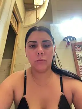 anita1825 online show from January 15, 2026, 3:26 pm