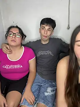 millyalc0ck online show from March 7, 2026, 4:41 am