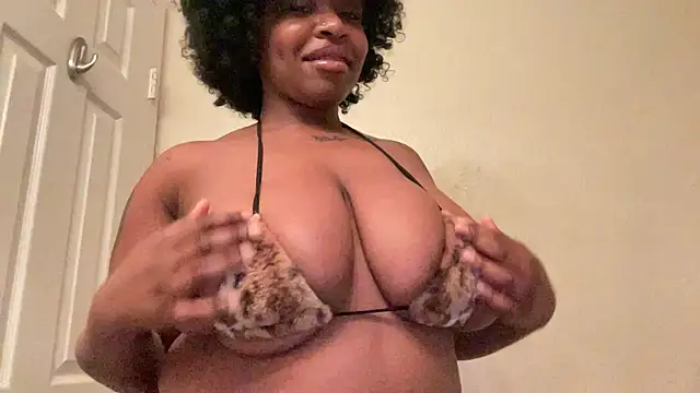 mayluvsu online show from March 13, 2026, 8:30 am