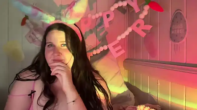 xopeachybaby online show from April 3, 2026, 12:44 pm