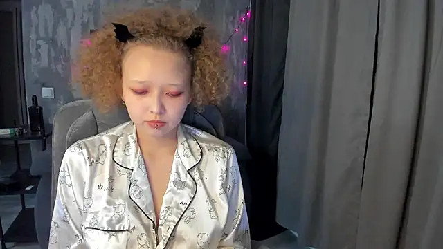 Senya Sol online show from June 27, 2026, 10:38 pm