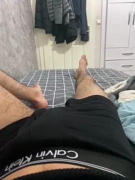 batuhanreal online show from June 4, 2026, 6:23 pm