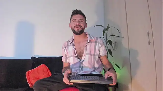Erickpritz xh online show from May 15, 2026, 2:09 am