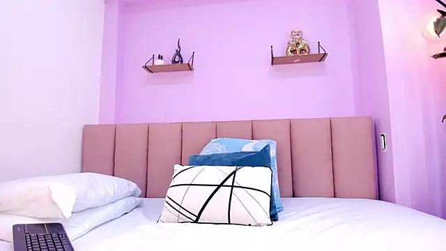 sam doll  online show from April 21, 2026, 7:20 pm