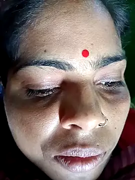 Priyakoli4568 online show from April 3, 2026, 7:59 am