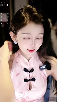 xiaomoli928 online show from April 22, 2026, 8:48 pm