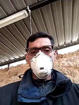 latinsexven online show from March 12, 2026, 10:41 am