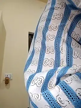 sanem4697 online show from April 9, 2026, 5:42 am