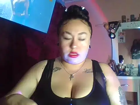 Snapshot of DarkLunaxxx chatting on July 11, 2026, 1:39 am DarkLunaxxx online show from July 11, 2026, 1:39 am