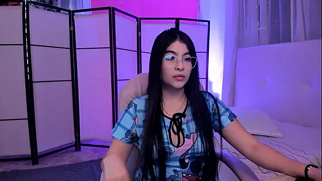 Hanna Lee4 online show from March 12, 2026, 9:30 pm