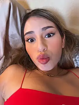 romyamo online show from June 29, 2026, 11:26 pm