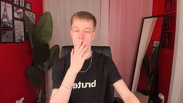 Dylan Norton online show from May 20, 2026, 10:34 am