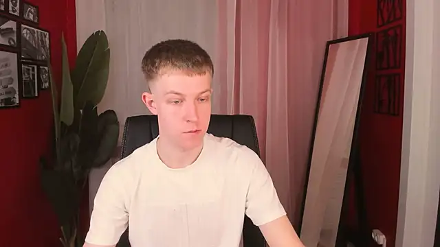 Dylan Norton online show from May 5, 2026, 5:43 am