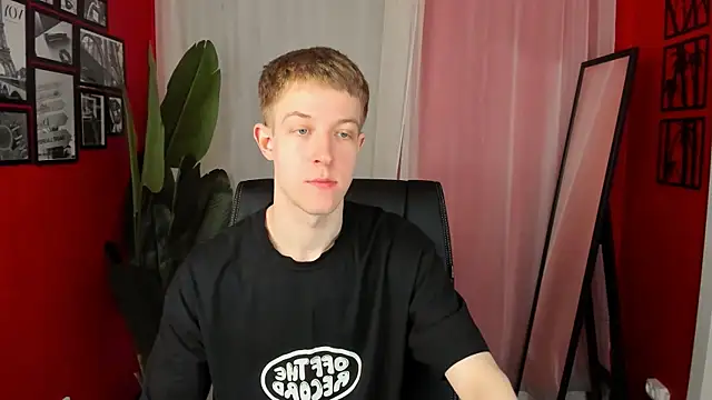 Dylan Norton online show from April 21, 2026, 10:33 am