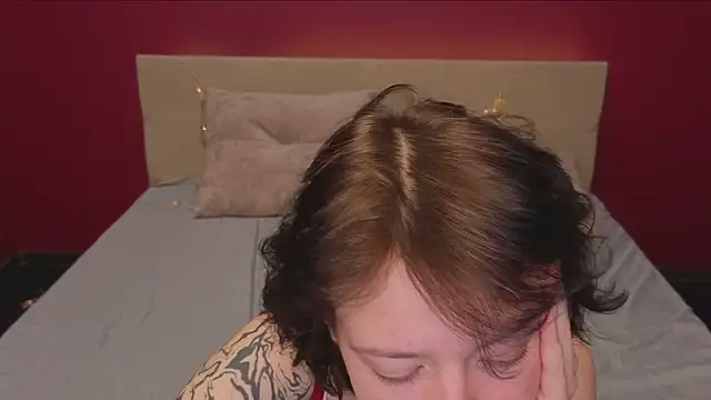 Svenaa Kopnie online show from March 5, 2026, 1:24 am