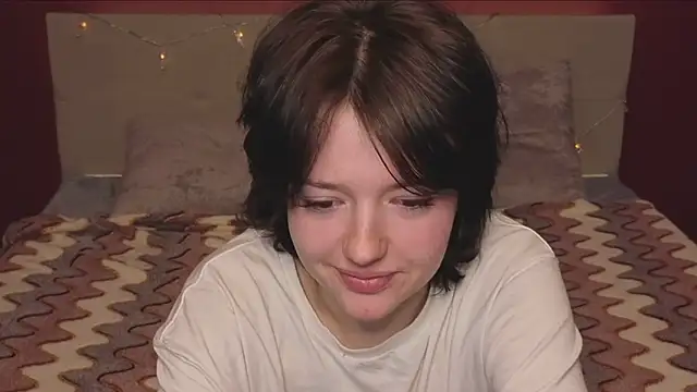 Svenaa Kopnie online show from March 19, 2026, 2:22 am