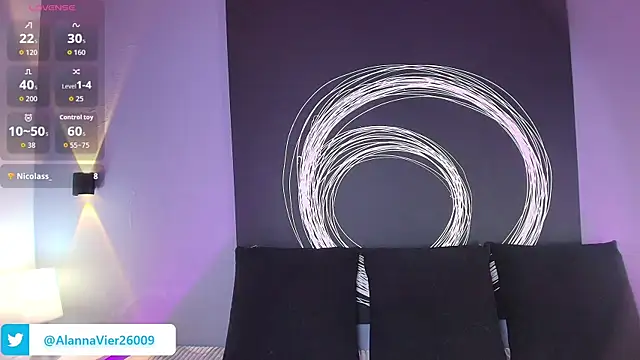 AlannaViera online show from June 9, 2026, 11:44 am