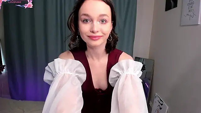 LillianPerry online show from February 14, 2026, 8:20 pm