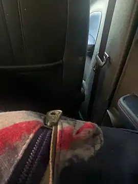 morenalinda22 online show from April 18, 2026, 8:42 pm