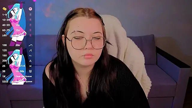 Kira G0ld online show from July 8, 2026, 5:02 pm