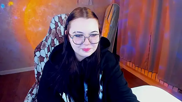 Kira G0ld online show from July 14, 2026, 5:08 pm