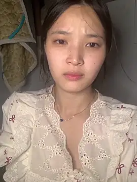 Snapshot of Suzu_xx01 chatting on June 11, 2026, 4:37 pm Suzu xx01 online show from June 11, 2026, 4:37 pm