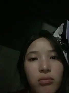Snapshot of Suzu_xx01 chatting on June 1, 2026, 4:39 pm Suzu xx01 online show from June 1, 2026, 4:39 pm