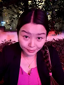 Jennie dogy online show from April 25, 2026, 2:36 pm