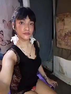 GeorginaLove09 online show from June 14, 2026, 3:52 am