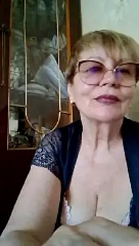 SophieBurns online show from July 9, 2026, 10:48 am