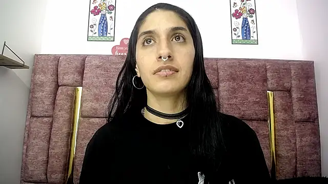 FRANCESCA LOVE  online show from June 19, 2026, 4:51 am