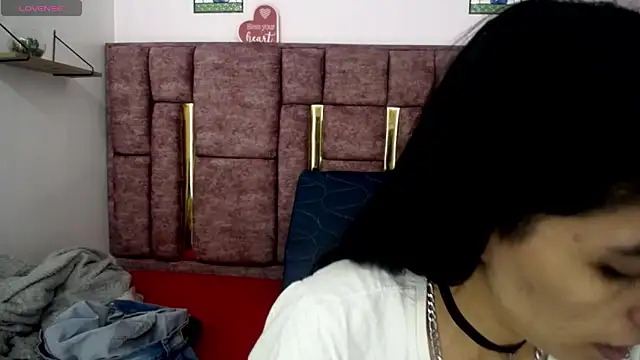 FRANCESCA LOVE  online show from June 9, 2026, 5:36 pm
