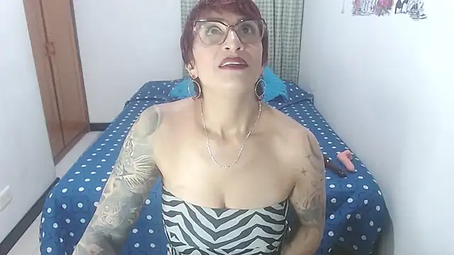 Charlotte gray  online show from April 21, 2026, 11:11 pm