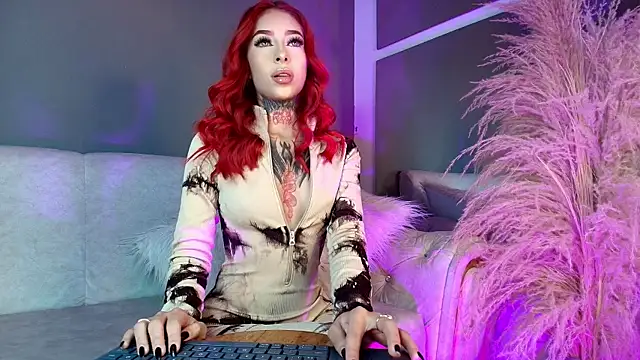 REDS VELVET online show from June 12, 2026, 3:26 am