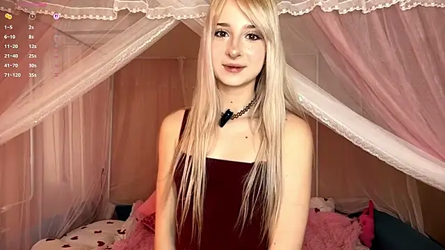 Snapshot of EvaQT chatting on March 11, 2026, 7:46 am EvaQT online show from March 11, 2026, 7:46 am