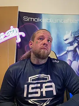 Smokebluntafterblunt online show from June 24, 2026, 8:35 am