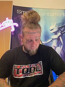 Smokebluntafterblunt online show from June 16, 2026, 2:44 am