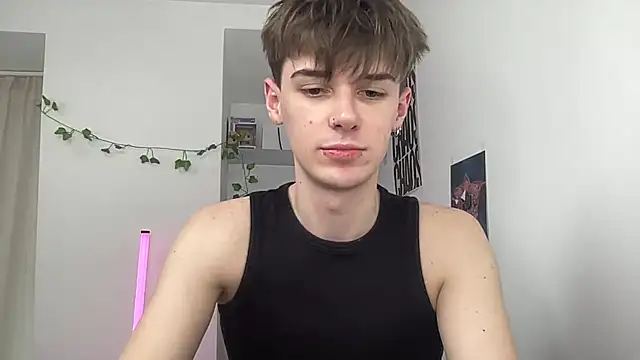 YourMilkyGuy online show from June 10, 2026, 12:06 pm