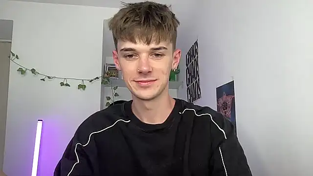 YourMilkyGuy online show from June 29, 2026, 3:34 pm