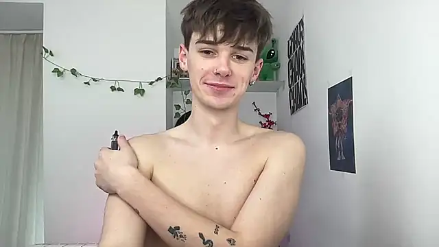 YourMilkyGuy online show from June 11, 2026, 11:18 am